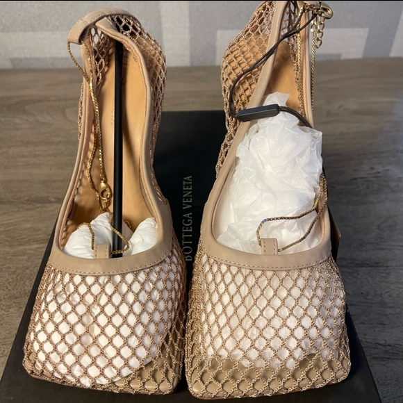 Bottega Veneta Stretch Square Toe Mesh Pump - Picture 5 of 8